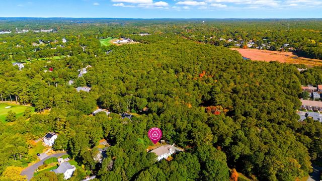 16 Cedar Street, Mashpee, MA 02649