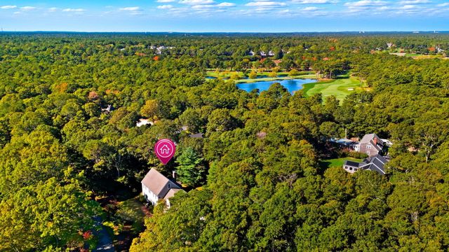 16 Cedar Street, Mashpee, MA 02649