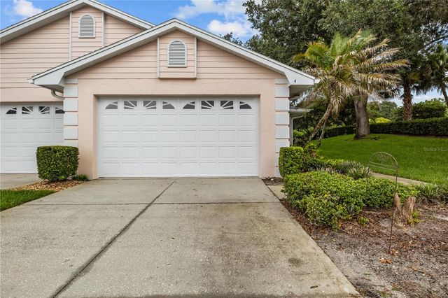 4 ENCLAVE DRIVE, Winter Haven, FL 33884