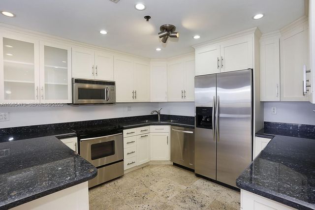 201 Crandon Blvd 507, Key Biscayne, FL 33149