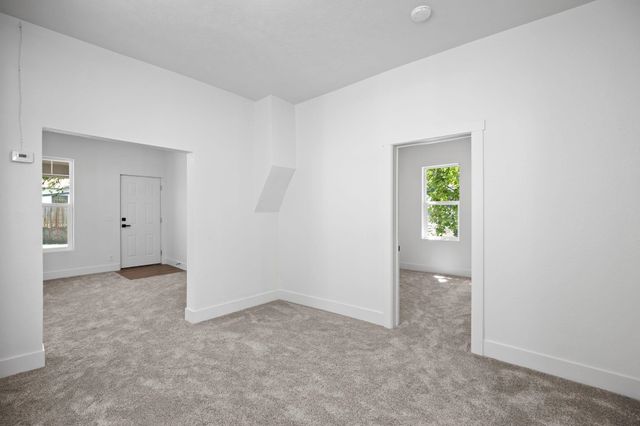 1507 N Maple St, Spokane, WA 99201