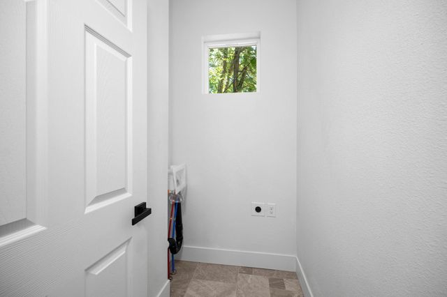 1507 N Maple St, Spokane, WA 99201