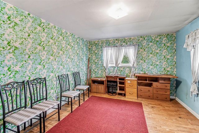 2489 10 Mile Road, Sparta, MI 49345