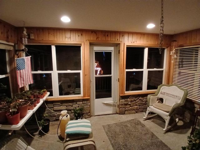 2489 10 Mile Road, Sparta, MI 49345