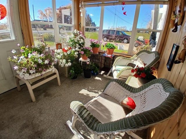 2489 10 Mile Road, Sparta, MI 49345