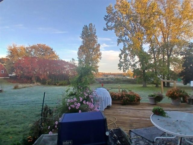 2489 10 Mile Road, Sparta, MI 49345