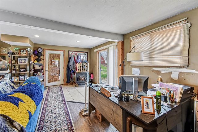 2489 10 Mile Road, Sparta, MI 49345