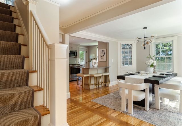 93 Manchester Rd, Newton, MA 02461