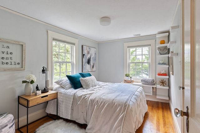 93 Manchester Rd, Newton, MA 02461
