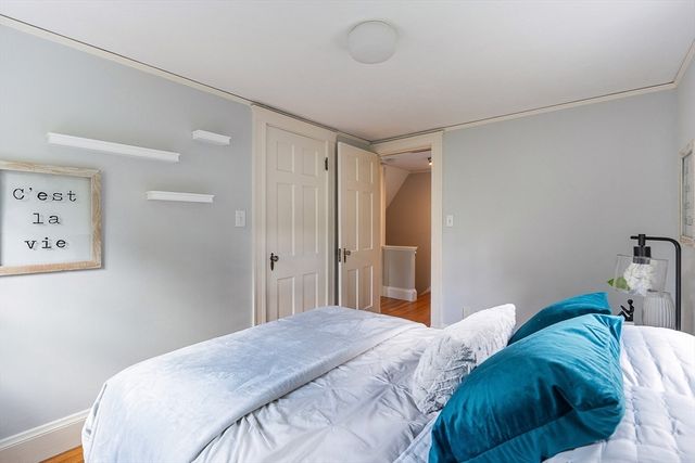 93 Manchester Rd, Newton, MA 02461