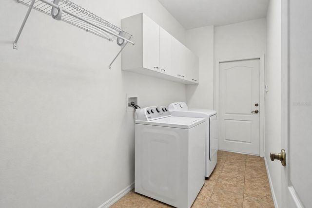2710 REGAL PINE TRAIL, Oviedo, FL 32766