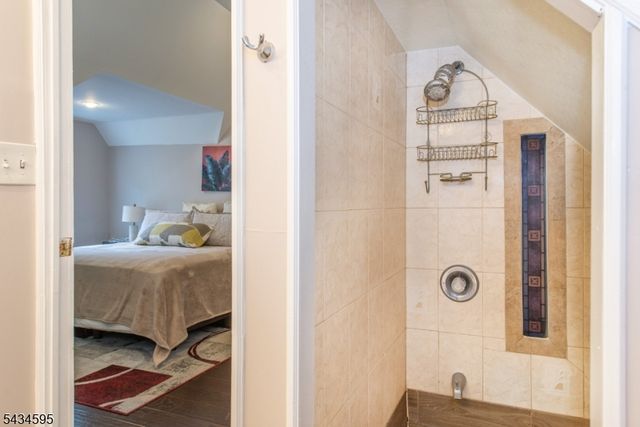 26 N 22nd St, East Orange City, NJ 07017