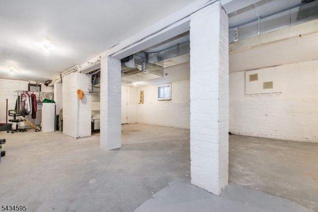 26 N 22nd St, East Orange City, NJ 07017