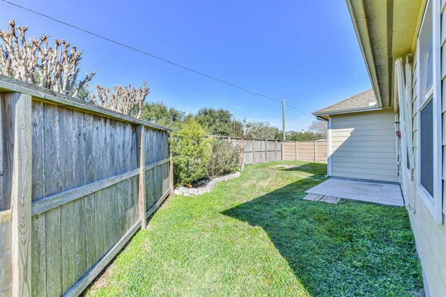 2539 Blue Heron Circle, Seabrook, TX 77586