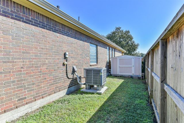 2539 Blue Heron Circle, Seabrook, TX 77586