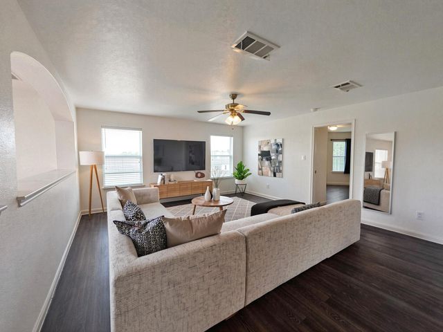 148 Black Cap RUN, Buda, TX 78610