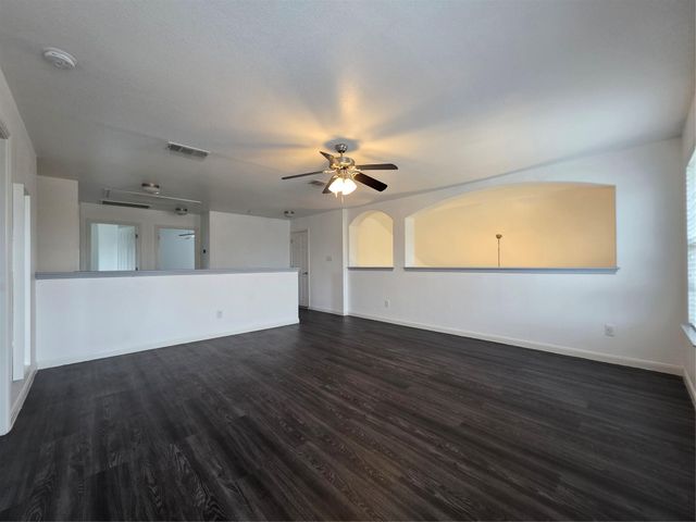 148 Black Cap RUN, Buda, TX 78610