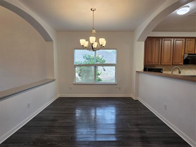 148 Black Cap RUN, Buda, TX 78610
