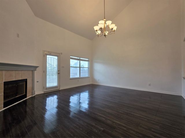 148 Black Cap RUN, Buda, TX 78610