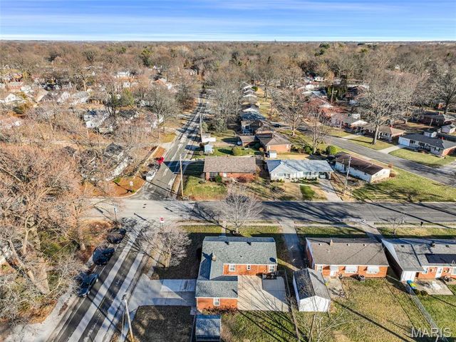 1403 Madison Avenue, Edwardsville, IL 62025