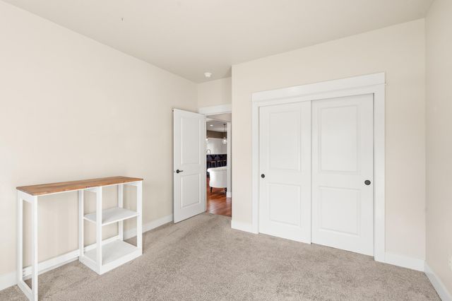 3767 Sunleaf Avenue, Medford, OR 97504