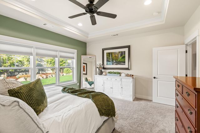 3767 Sunleaf Avenue, Medford, OR 97504