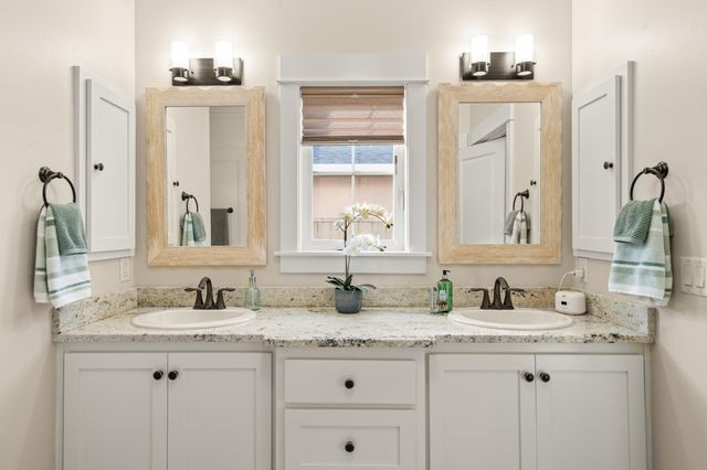 3767 Sunleaf Avenue, Medford, OR 97504