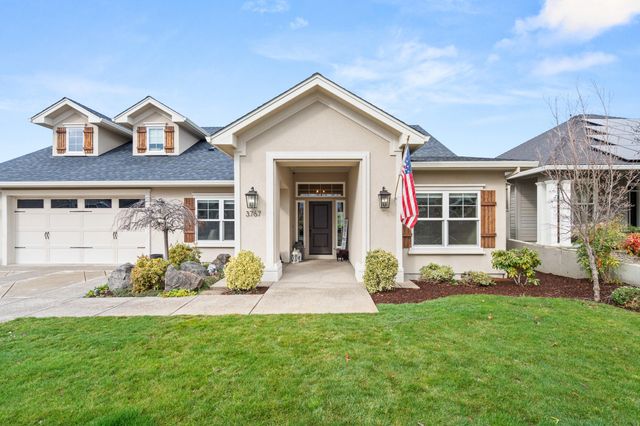 3767 Sunleaf Avenue, Medford, OR 97504