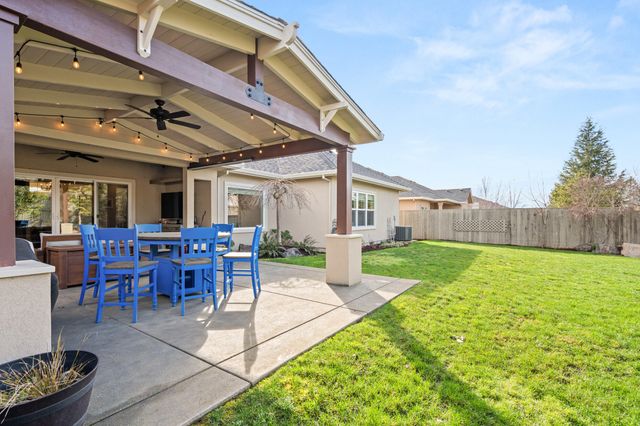 3767 Sunleaf Avenue, Medford, OR 97504