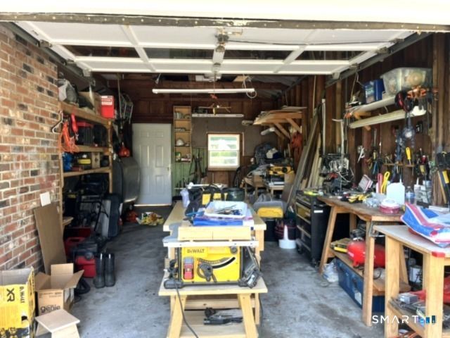 122 Black Point Road, East Lyme, CT 06357