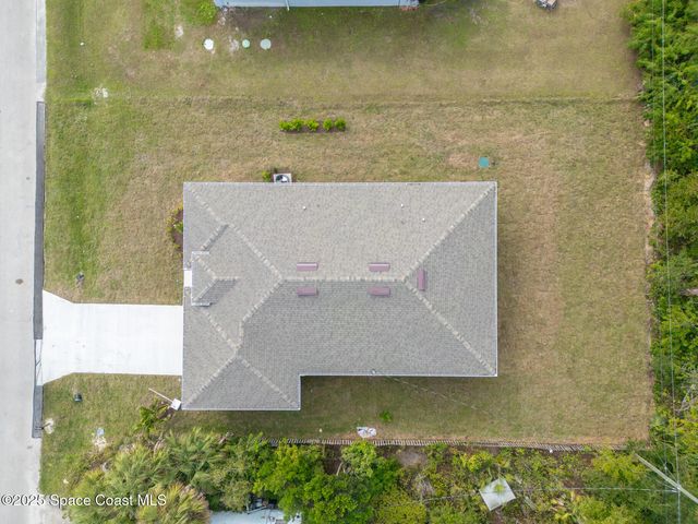 874 Cornelia Avenue SE, Palm Bay, FL 32909