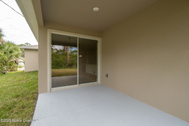 874 Cornelia Avenue SE, Palm Bay, FL 32909