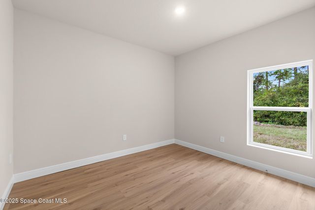 874 Cornelia Avenue SE, Palm Bay, FL 32909