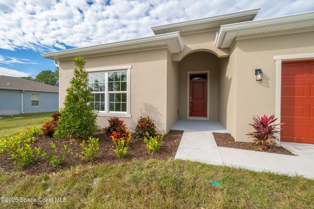874 Cornelia Avenue SE, Palm Bay, FL 32909