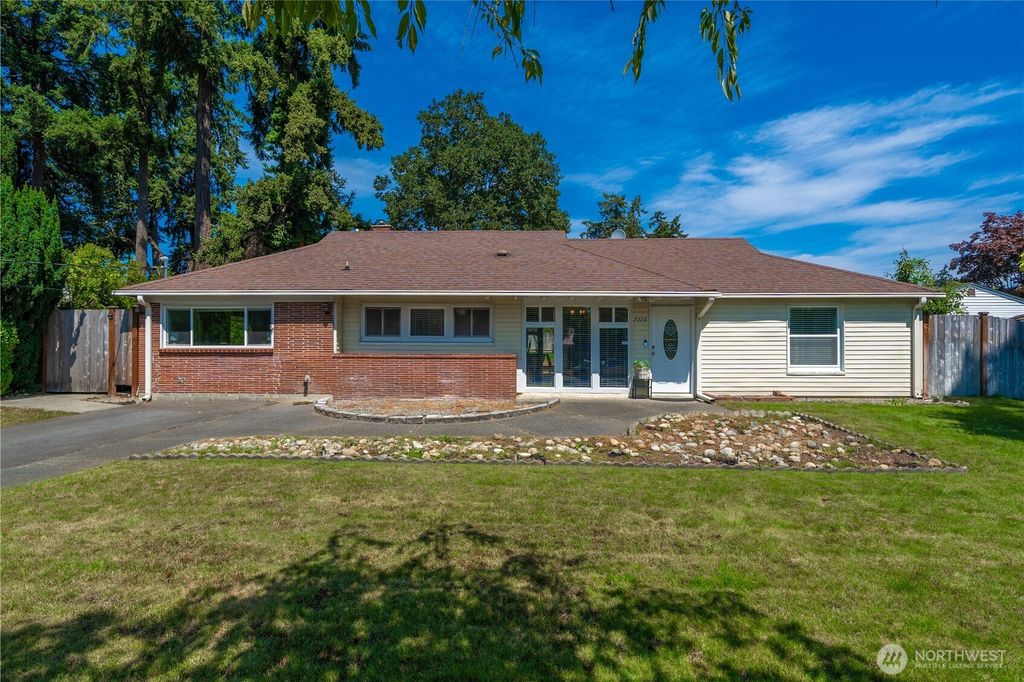 7115 Flora Street SW, Lakewood, WA 98499