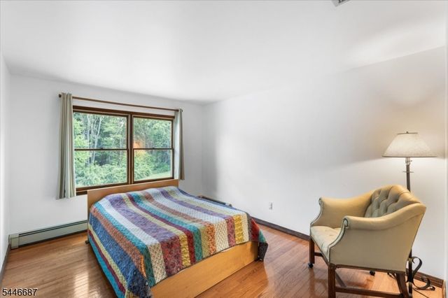 5 Cambridge Rd, Andover Twp., NJ 07848