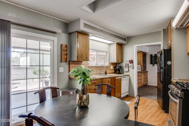 16682 N Ave Del Lasso, Tucson, AZ 85739