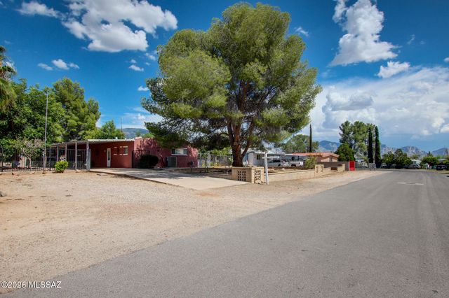 16682 N Ave Del Lasso, Tucson, AZ 85739