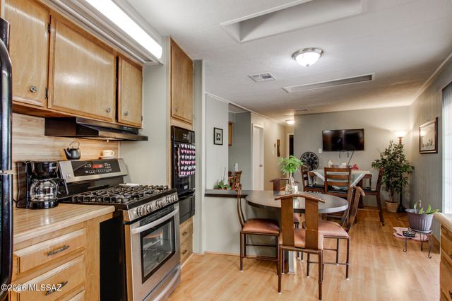 16682 N Ave Del Lasso, Tucson, AZ 85739