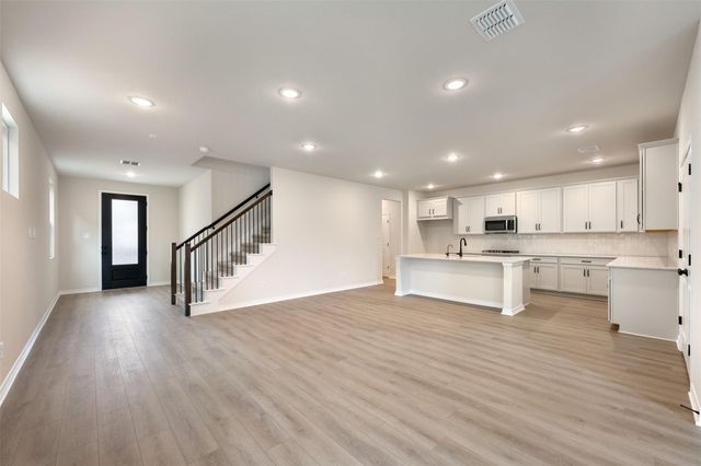 213 Clover BND, Liberty Hill, TX 78642