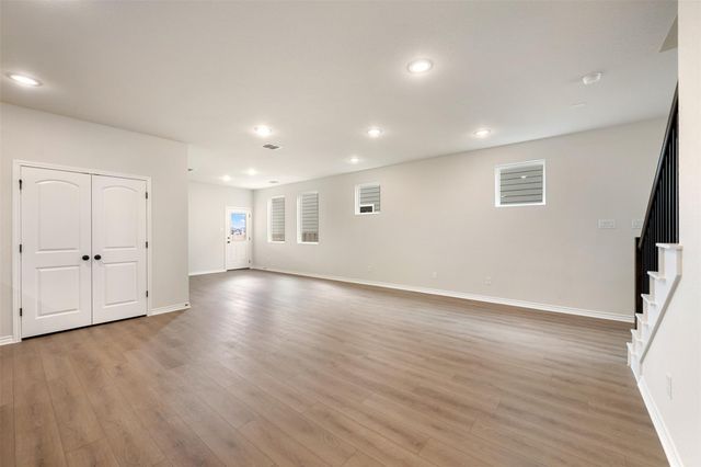 213 Clover BND, Liberty Hill, TX 78642
