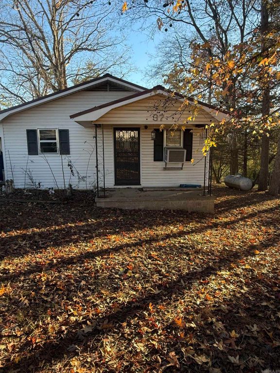 37 Park Circle, Evening Shade, AR 72532