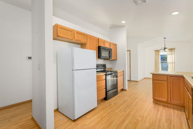 1258 N Green St, Wichita, KS 67214