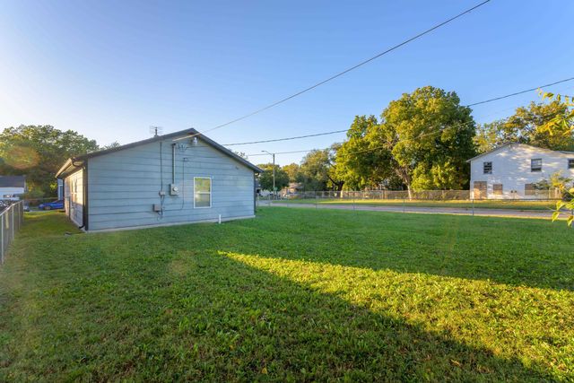 1258 N Green St, Wichita, KS 67214