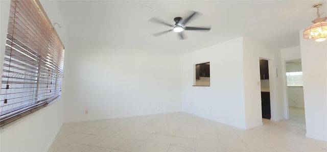 304 NW 30th Ct 102, Pompano Beach, FL 33064