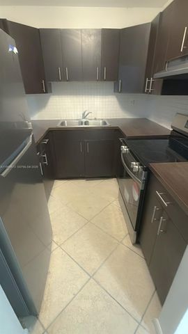 304 NW 30th Ct 102, Pompano Beach, FL 33064