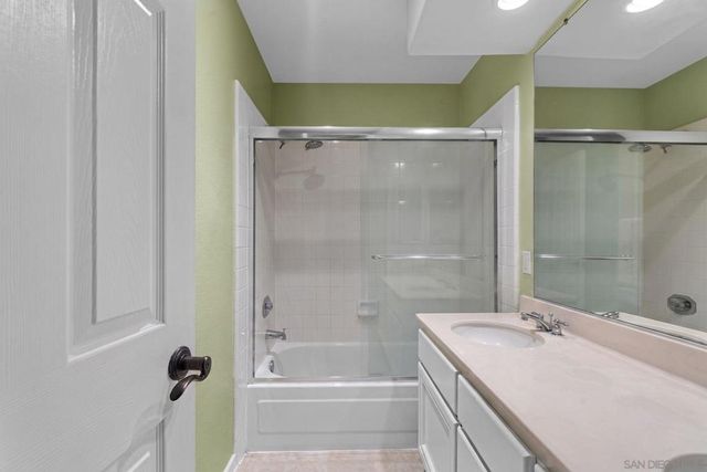 11249 caminito rodar, San Diego, CA 92126