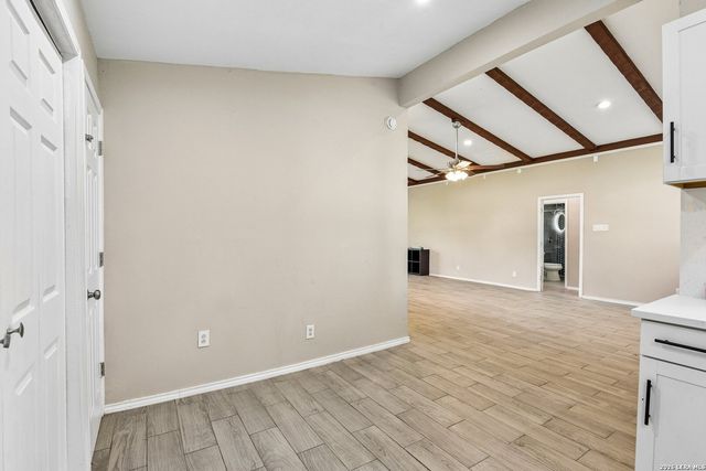 31320 SUNLIGHT DR, Bulverde, TX 78163