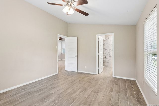 31320 SUNLIGHT DR, Bulverde, TX 78163