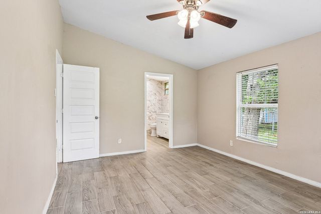 31320 SUNLIGHT DR, Bulverde, TX 78163